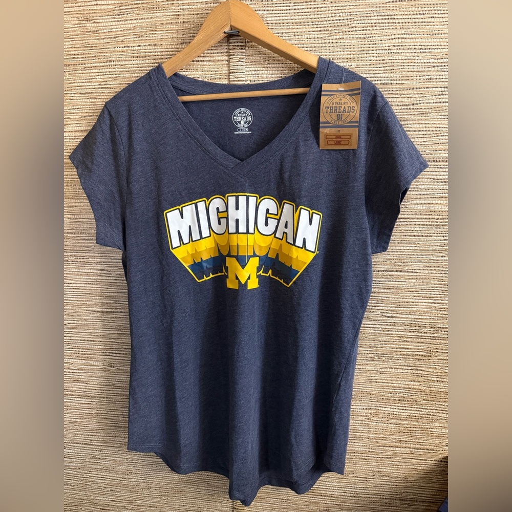 Michigan Wolverines NCAA Womens Size L Blue New V-Neck Top NWT Blue